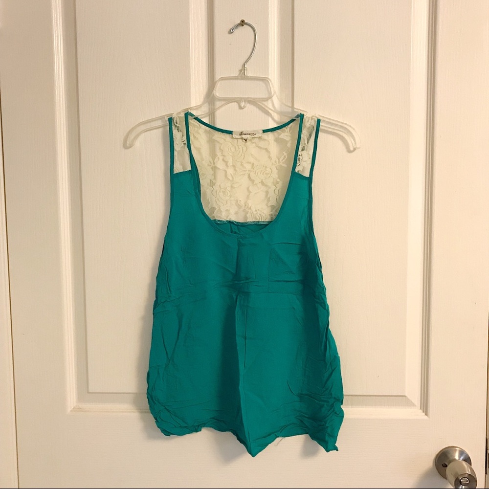 Lace back sleeveless top
